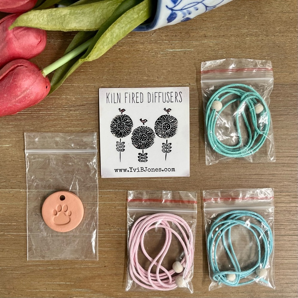 Kiln Fired Diffusers Artisan Pendant + Cord Necklace Bundle for Essential Oils